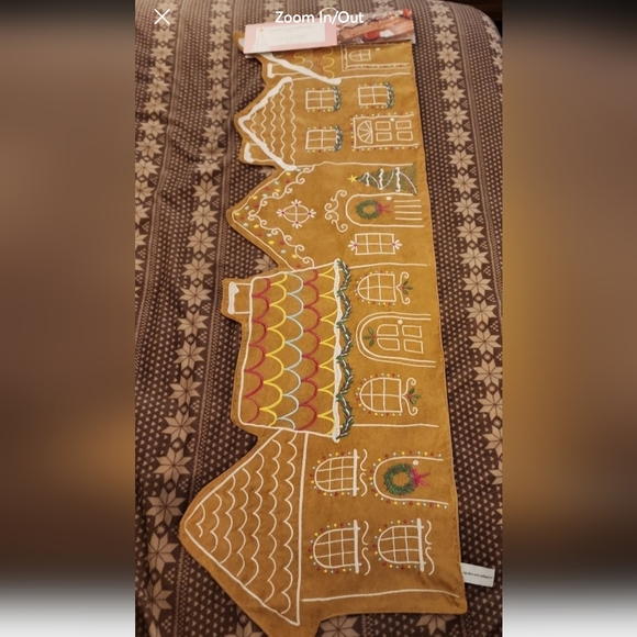 Cupcakes and Cashmere gingerbread house village table runner - Picture 2 of 6